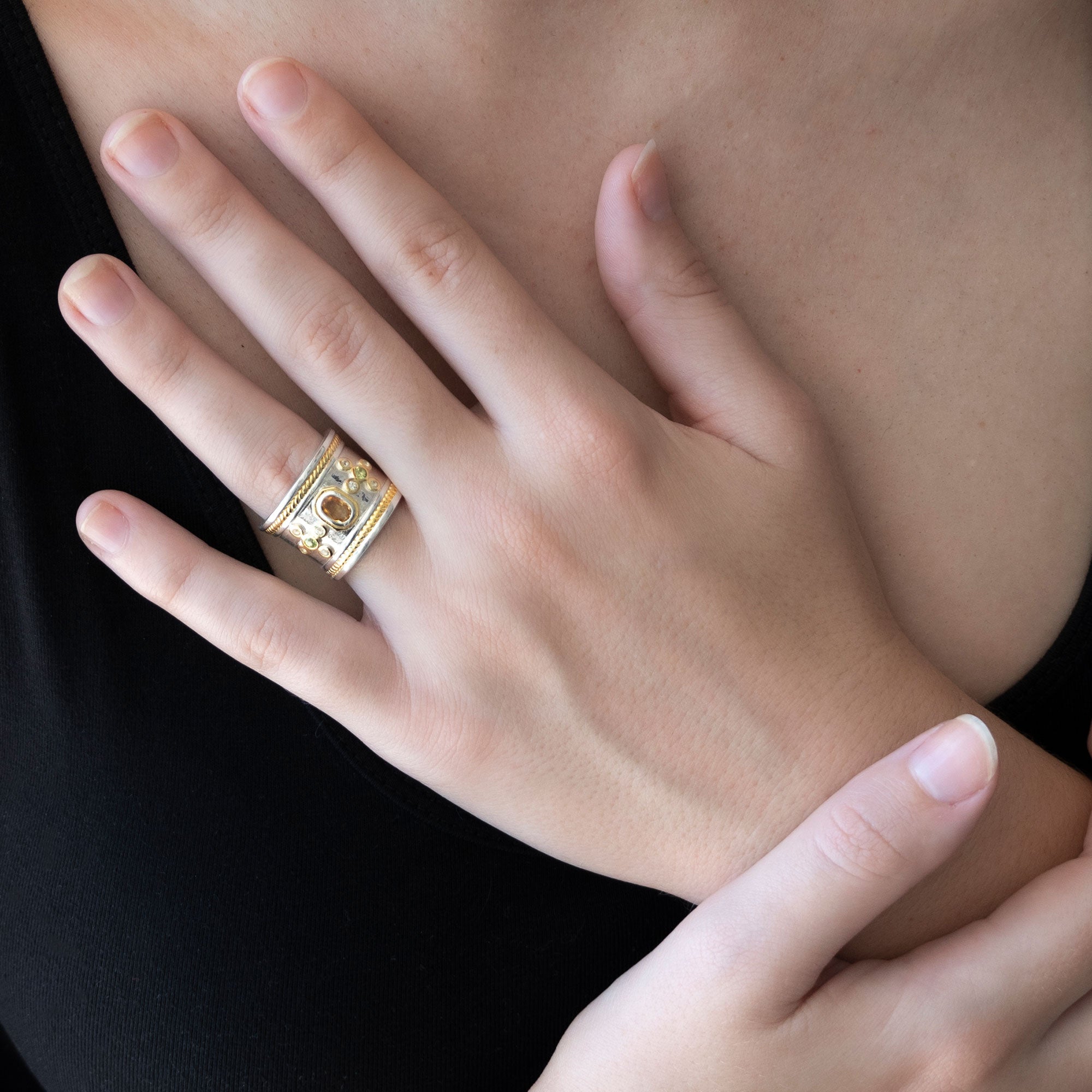 Ra Ring