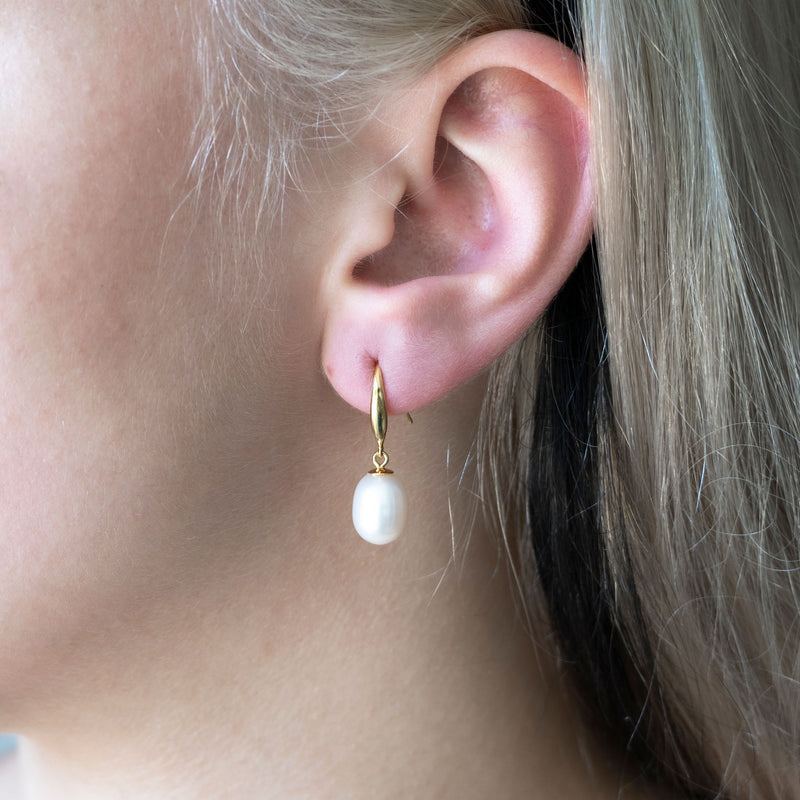 Smooth Earrings | White Pearl and Sterling Silver